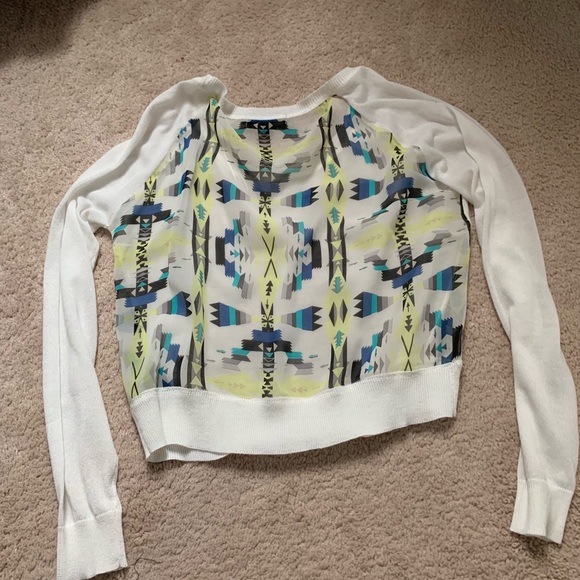 Top - Picture 2 of 2